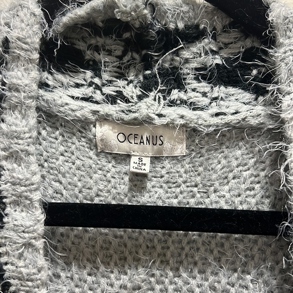 Tribal Aztec Print Grey and black Open Front Fringe Cardigan - Picture 2 of 4